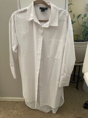 Classic White Button-Up Shirt Dress